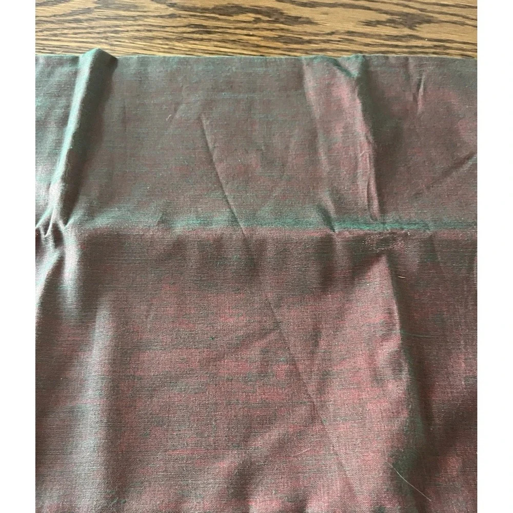 Quilt Craft Fabric Silky Iridescent Red Green Shine Material 46 x 38 DIY Project